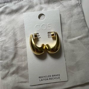 COS women’s earrings
